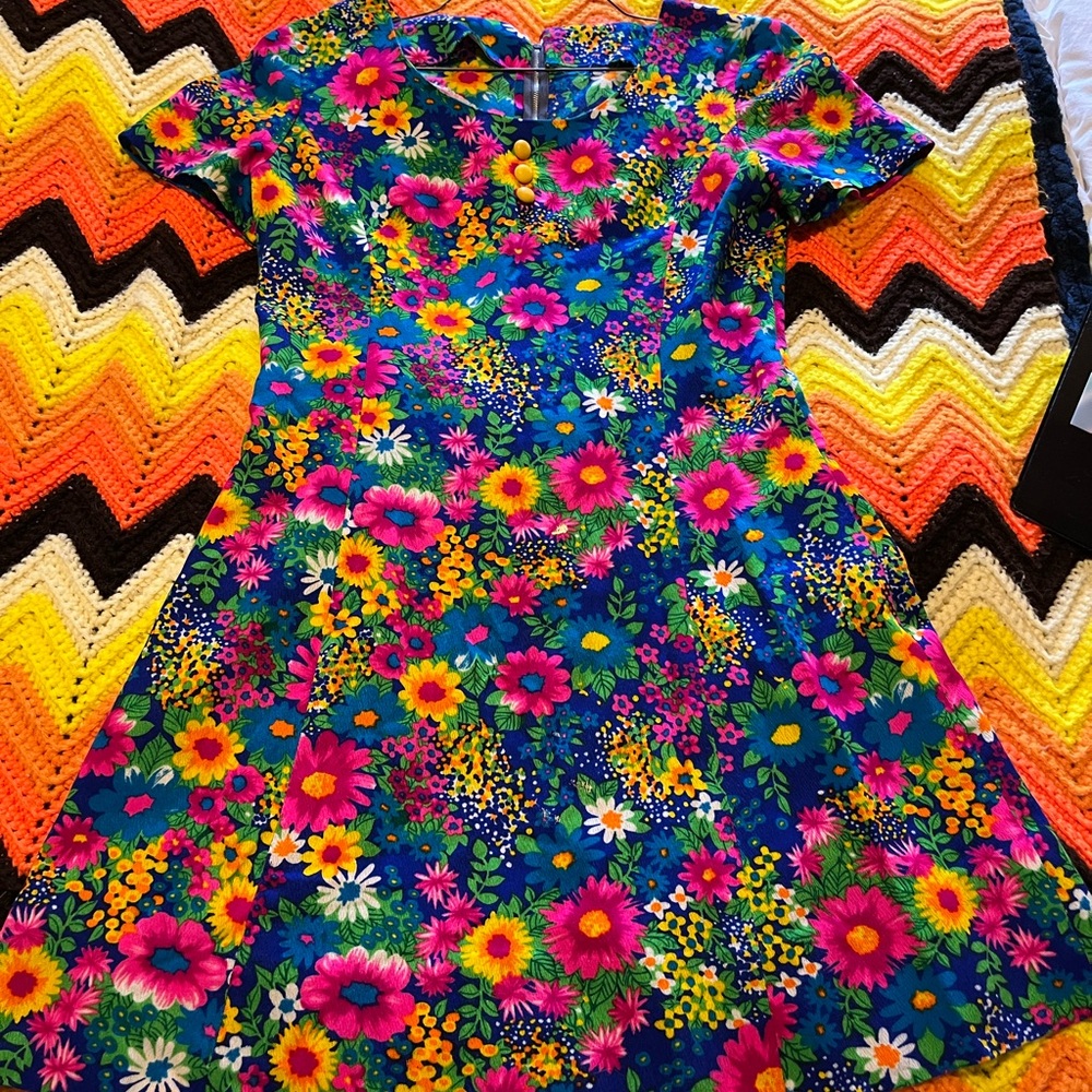 1970’s dayglow flower dress
